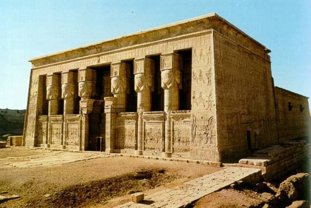 DENDERA HALBER TAG ( INSPIRIERENDE MOMENTE)