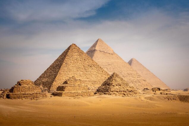 PYRAMIDEN PRIVATE AUSFLUG NACH SAKKARA, DAHSCHUR UND GIZEH